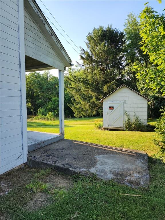 917 Mapletown Rd, Pa, PA 15338 - photo 17