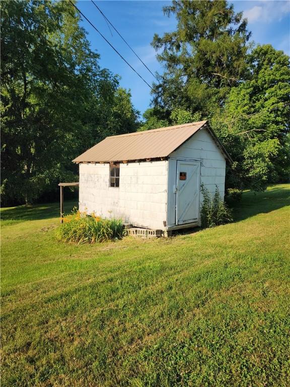 917 Mapletown Rd, Pa, PA 15338 - photo 19