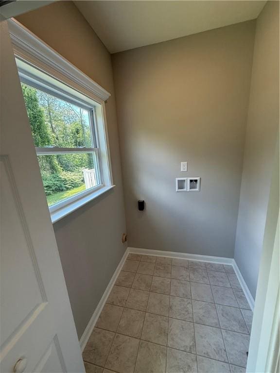 173 Lockheed Dr, Moon/Crescent Twp, PA 15108 - washroom with washer hookup, electric dryer hookup, and light tile patterned floors