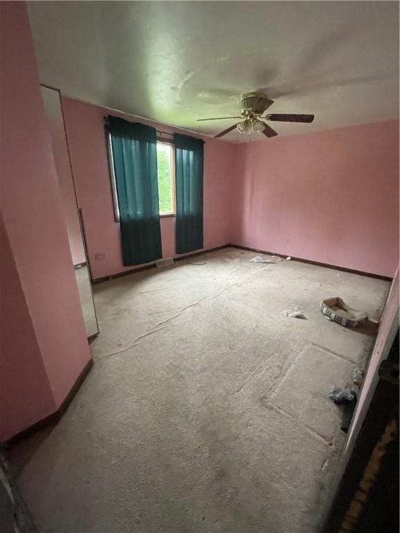 262 Twin Bridges Rd, Charleroi Boro, PA 15022 - empty room featuring ceiling fan