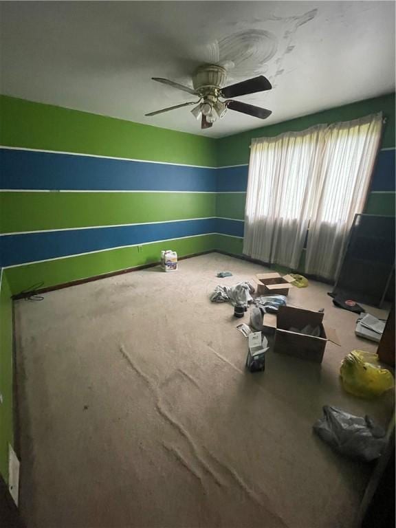 262 Twin Bridges Rd, Charleroi Boro, PA 15022 - carpeted spare room with ceiling fan