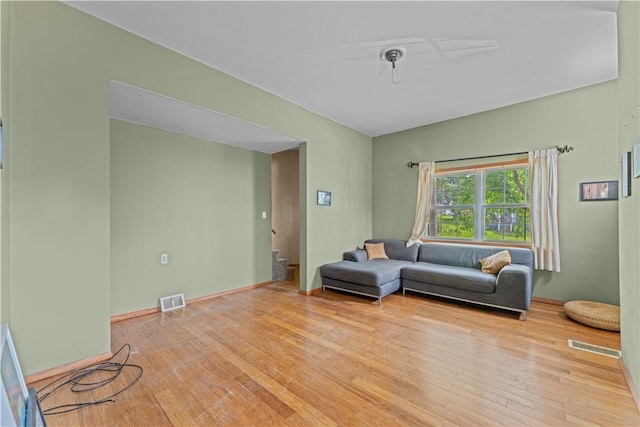 213 Pennsylvania Ave, Emsworth, PA 15202 - living room with wood finished floors