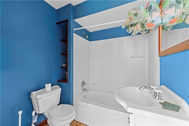 213 Pennsylvania Ave, Emsworth, PA 15202 - bathroom featuring shower / bath combination and vanity