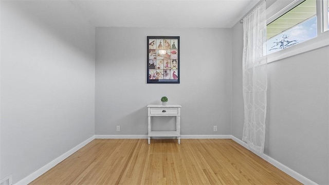 900 N Whitmore Rd, North Huntingdon, PA 15642 - unfurnished room featuring light wood-type flooring