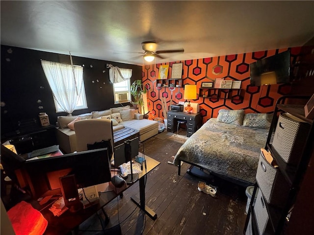 964 Ringgold St, Crafton Heights, PA 15220 - bedroom with wallpapered walls and hardwood / wood-style flooring