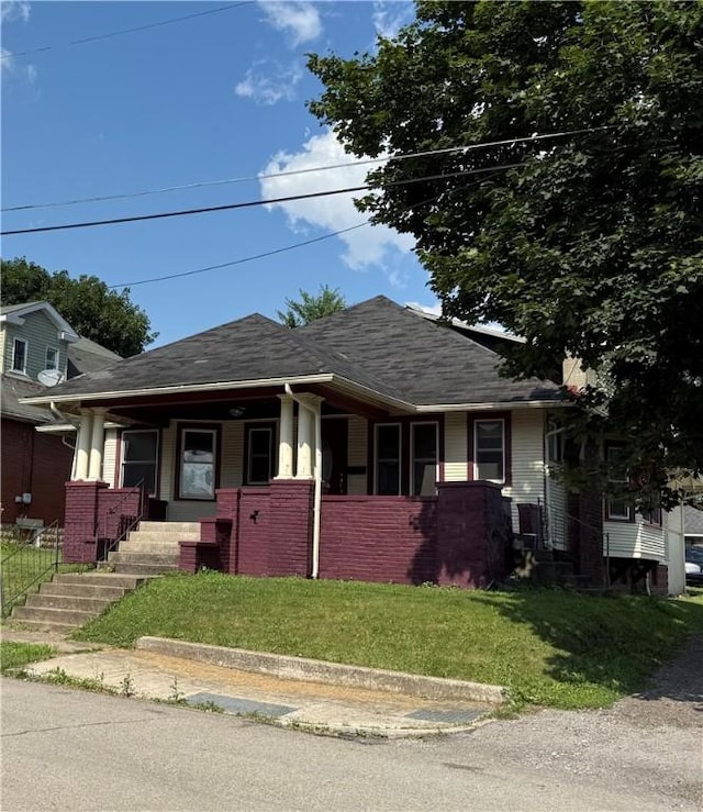 706 Young St, New Castle, PA 16101 - photo 2