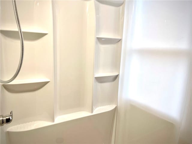 1017 Johnston Ave, Kittanning Boro, PA 16201 - full bath featuring a shower