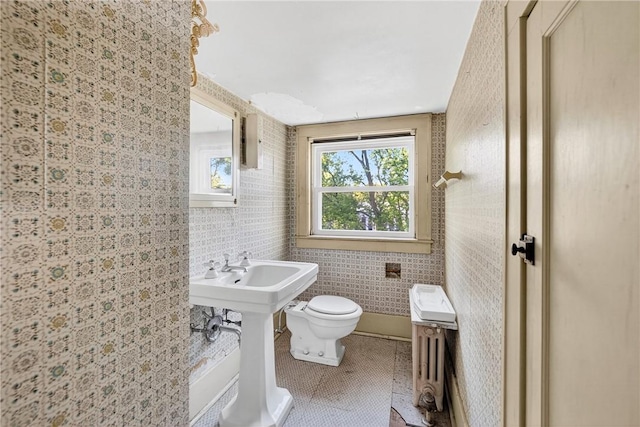 510 7th St, Patterson Heights, PA 15010 - bathroom with toilet and radiator