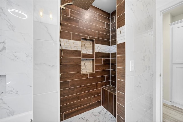 545 Vanderbilt Rd, Dunbar Twp, PA 15425 - bathroom featuring a tile shower