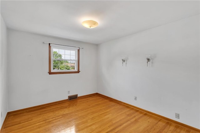 428 Englewood Dr, Ross Twp, PA 15237 - empty room with light wood finished floors and baseboards