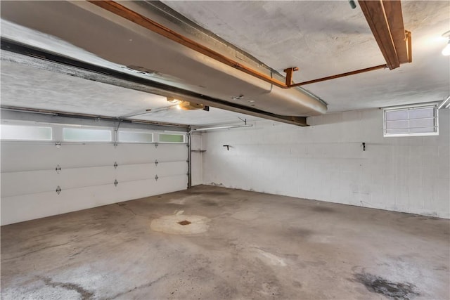 428 Englewood Dr, Ross Twp, PA 15237 - view of garage