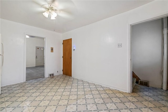 1113 Mary Ann St, South Side, PA 15203 - unfurnished room with a ceiling fan and light floors