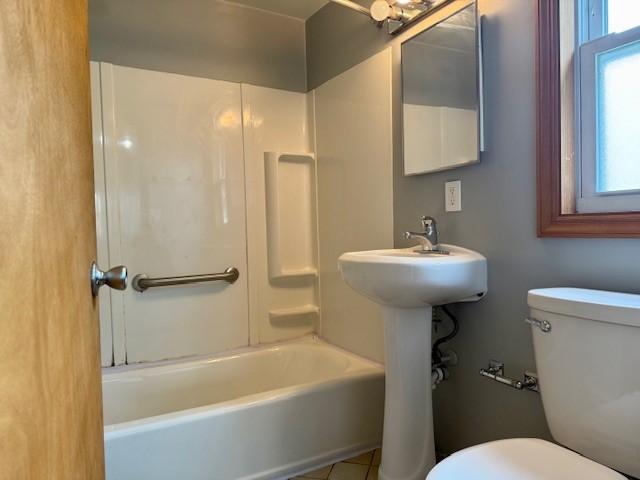 107 Jefferson Dr, Clairton, PA 15025 - photo 12