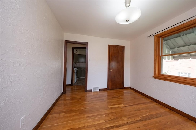 445 Jenne Dr, Baldwin Boro, PA 15236 - photo 8