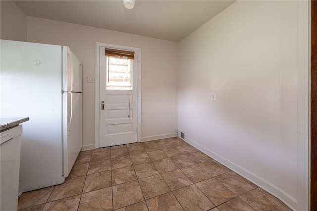 445 Jenne Dr, Baldwin Boro, PA 15236 - photo 14