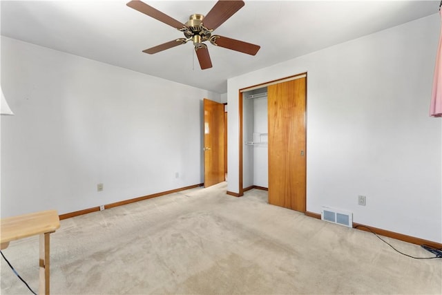 1926 Worcester Dr, Pittsburgh, PA 15243 - unfurnished room featuring light colored carpet and ceiling fan