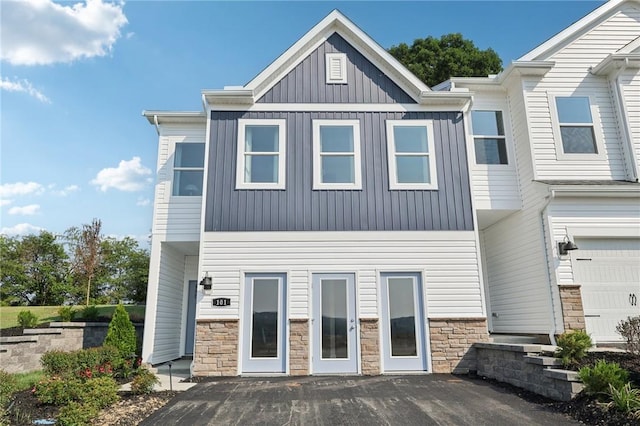 130 River Ridge Drive, Moon/Crescent Twp, PA 15108 - view of front of home featuring stone siding