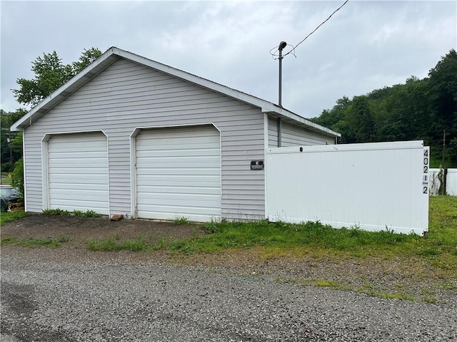 402 N 10th St, Apollo Boro, PA 15613 - view of detached garage