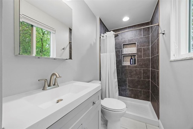 215 E Edgewood Dr, Peters Twp, PA 15317 - full bath featuring vanity, a tile shower, and tile patterned floors