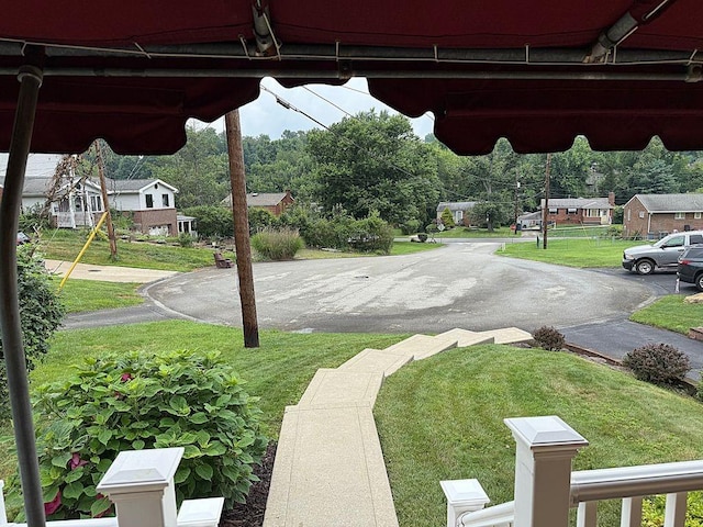 13901 Harvie Ct, North Huntingdon, PA 15642 - view of grassy yard