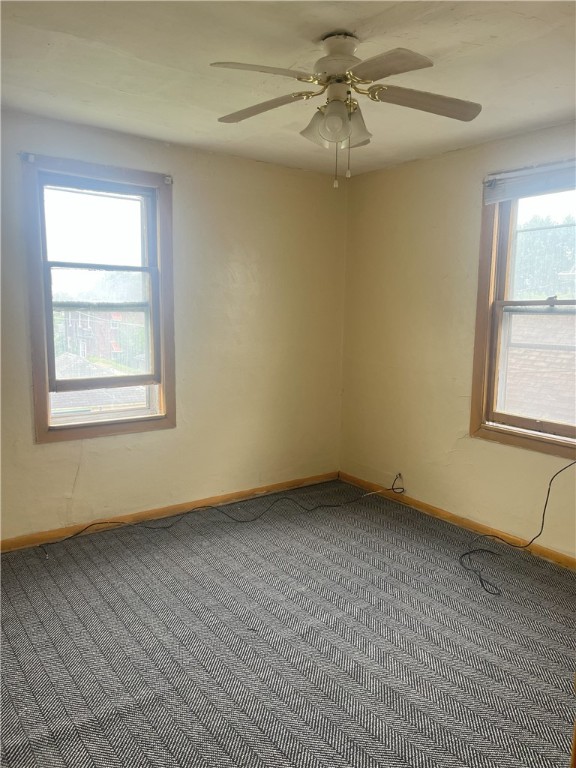 842 Cedar Ave, Sharon, PA 16146 - photo 15