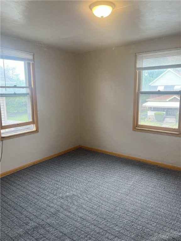842 Cedar Ave, Sharon, PA 16146 - photo 19
