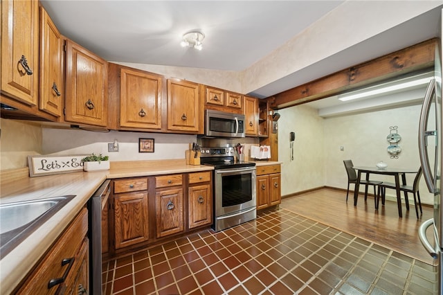 2807 Tischler Rd, Bethel Park, PA 15102 - photo 7