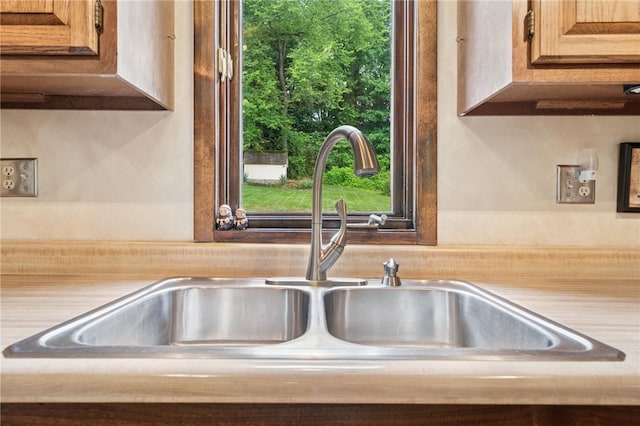 2807 Tischler Rd, Bethel Park, PA 15102 - photo 12