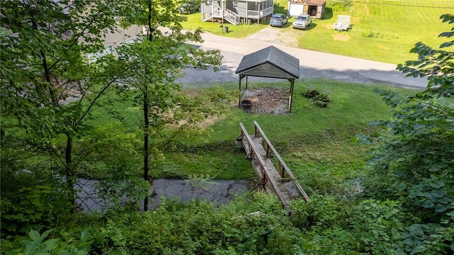 151 Cove Run Rd, Bradys Bend Twp, PA 16028 - view of yard