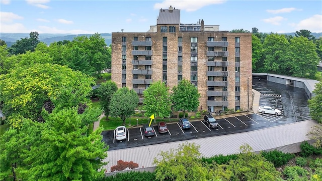 820 E Beau St Unit Tlc, South Strabane, PA 15301 - view of property featuring uncovered parking