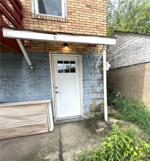 7351/2 7th Ave, Coraopolis, PA 15108 - doorway to property with brick siding