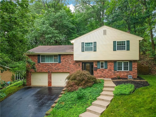 148 Mayer Dr, Ross Twp, PA 15237 - photo 1