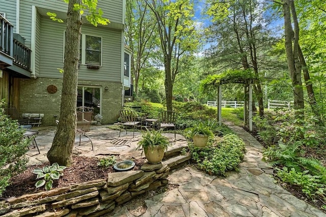 2001 Buckingham Dr, Marshall, PA 16046 - patio / terrace featuring a patio area