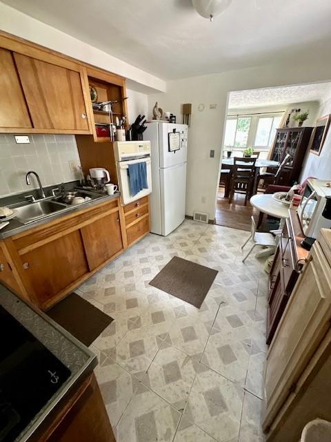 2691 Woodstock Ave, Swissvale, PA 15218 - photo 6