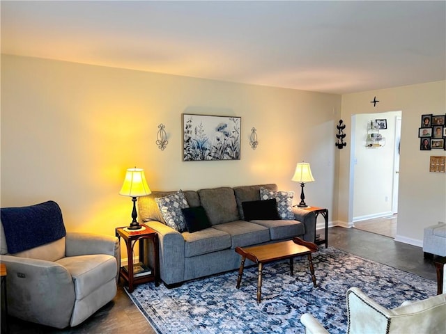 195 Rural Ave, South Strabane, PA 15301 - living area featuring baseboards