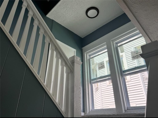 766 S Irvine Ave, Sharon, PA 16146 - photo 11