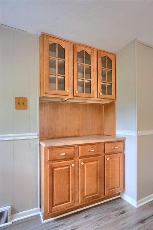 1405 Three Degree Rd, Adams Twp, PA 16059 - bar featuring light wood-style flooring and baseboards