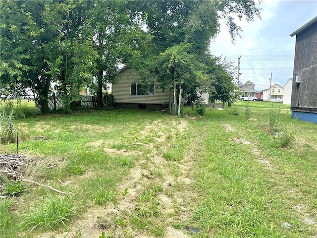 81/2 Apple St, Uniontown, PA 15401 - photo 3