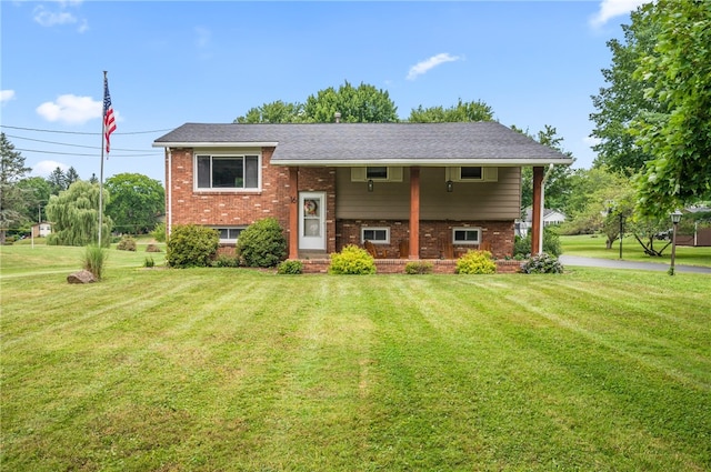 16 E Greenville Dr, Greenville Boro, PA 16125 - photo 1