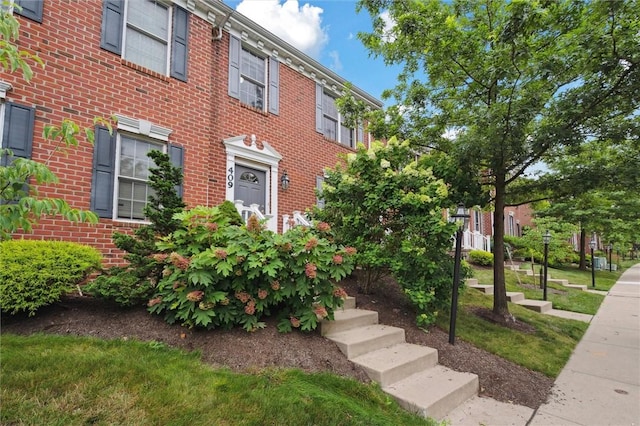 409 Marshall Heights Dr, Marshall, PA 15090 - photo 1