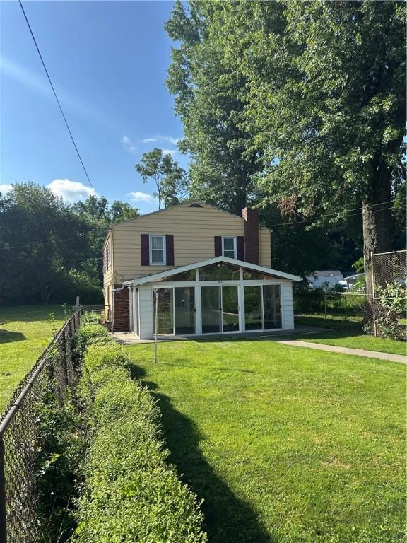 505 Diamond Aly, Carnegie, PA 15106 - photo 2