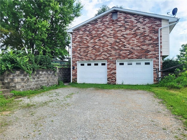 300 Twin Lakes Rd, Unity Twp, PA 15650 - photo 3
