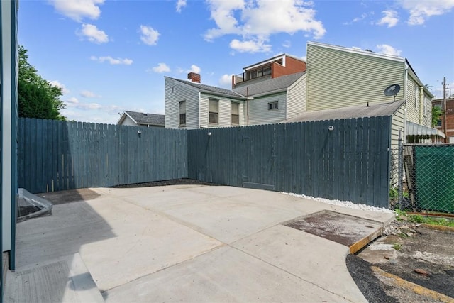 112 Foster Way, Lawrenceville, PA 15201 - photo 2