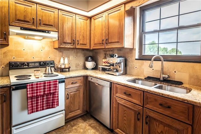 208 E Christie Ave, City Of But Se, PA 16001 - photo 11