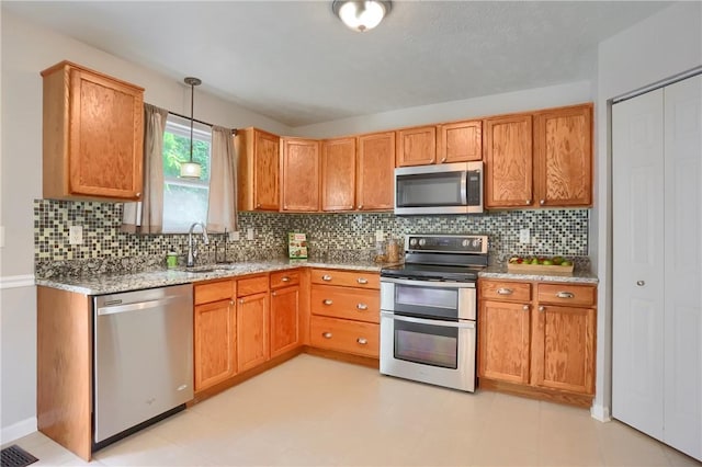 205 Grace Manor Dr, Robinson Twp, PA 15108 - photo 7