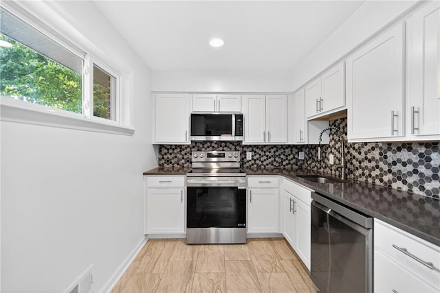 202 Holly Hill Dr, Ross Twp, PA 15237 - photo 8