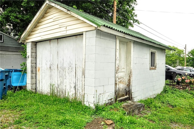 209 N 4th St, Youngwood, PA 15697 - photo 30