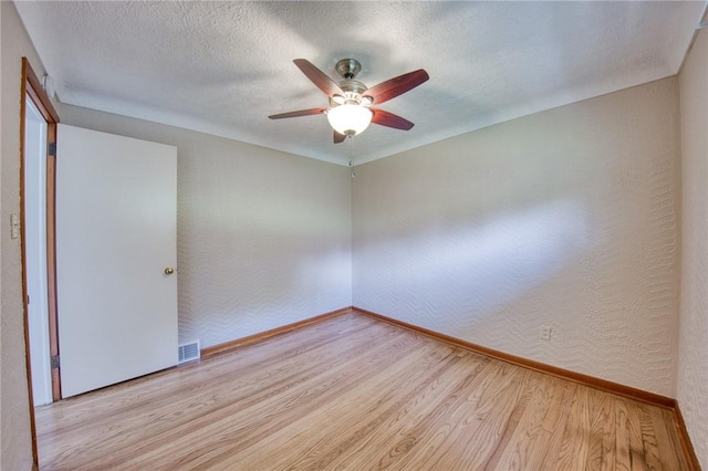 1193 Clover Circle Ct, Baldwin Boro, PA 15227 - photo 25
