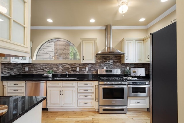 331 Kambach St, Mt Washington, PA 15211 - photo 3