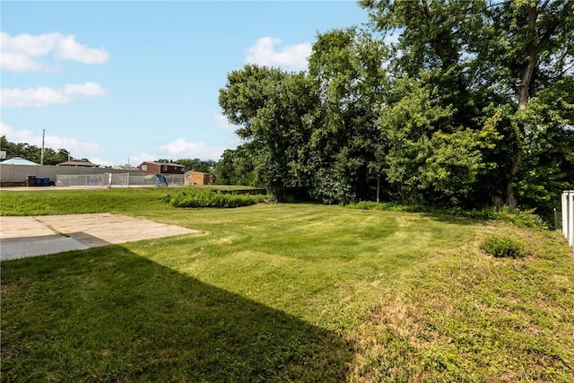 1053 Edward Dr, Baldwin Boro, PA 15227 - photo 5